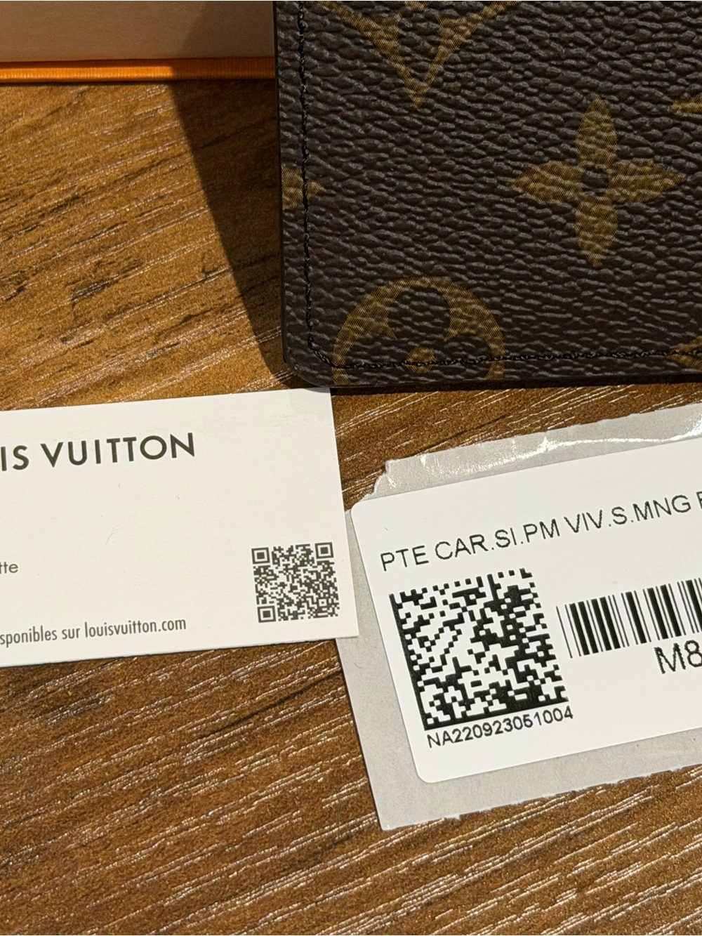 Louis Vuitton Vivienne Holiday Monogram Card Holder - Picture 2 of 3